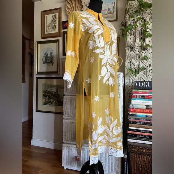 Embroidered chiffon tunic - Picture 8 of 10